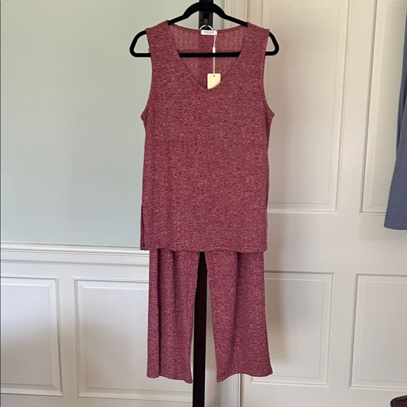 V Neck Knit Burgundy Loungewear Set 2 Piece Long Pant Size Large New With Tags - Picture 2 of 11
